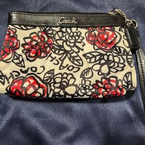 Coach Poppy Wristlet